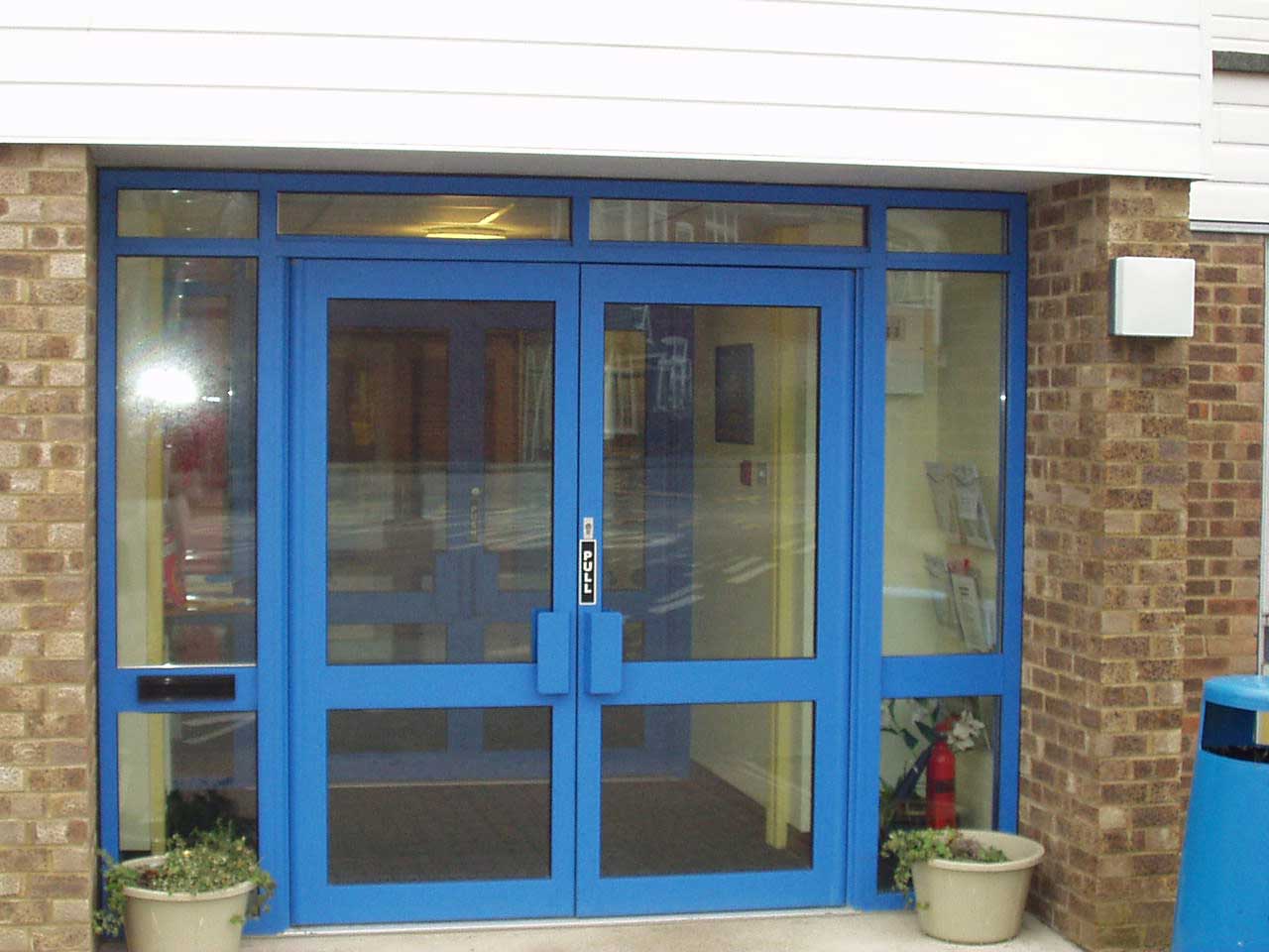 aluminium shop doors