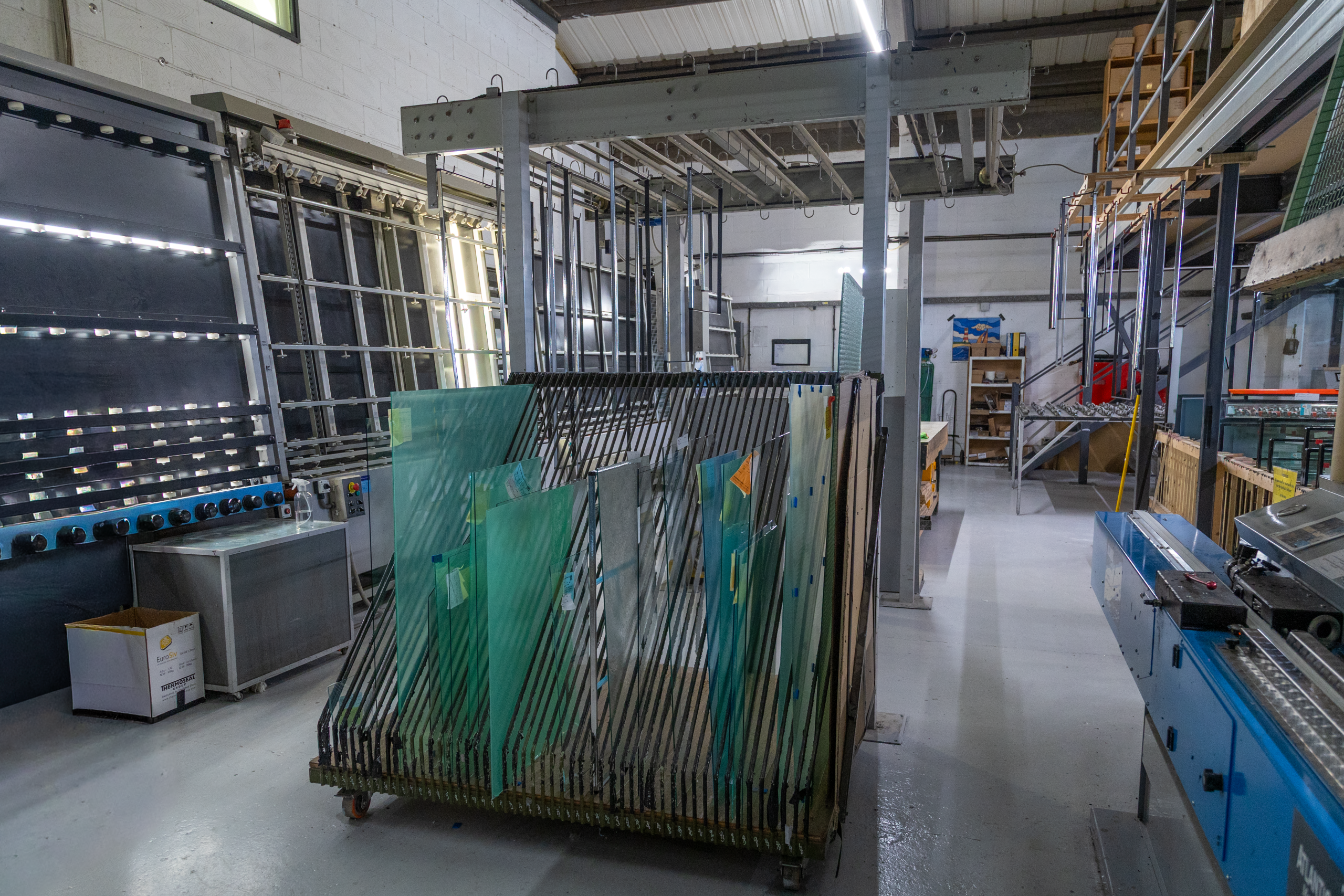 Glass Manufacturers near me