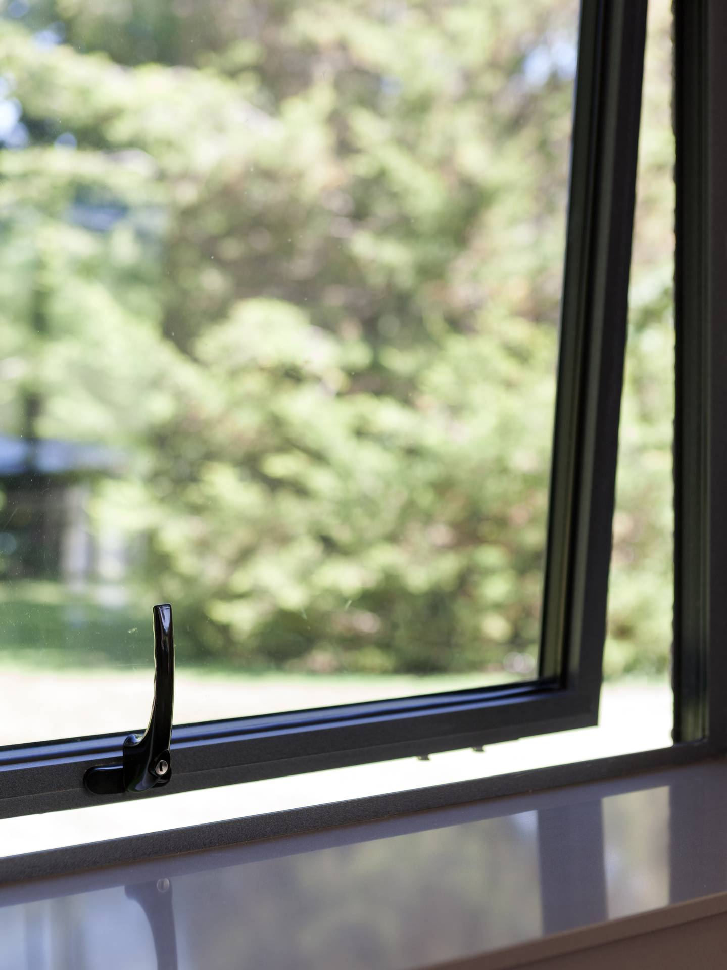 Leading Innovations In Aluminum Tilt & Turn Windows For Enhanced Security And Comfort